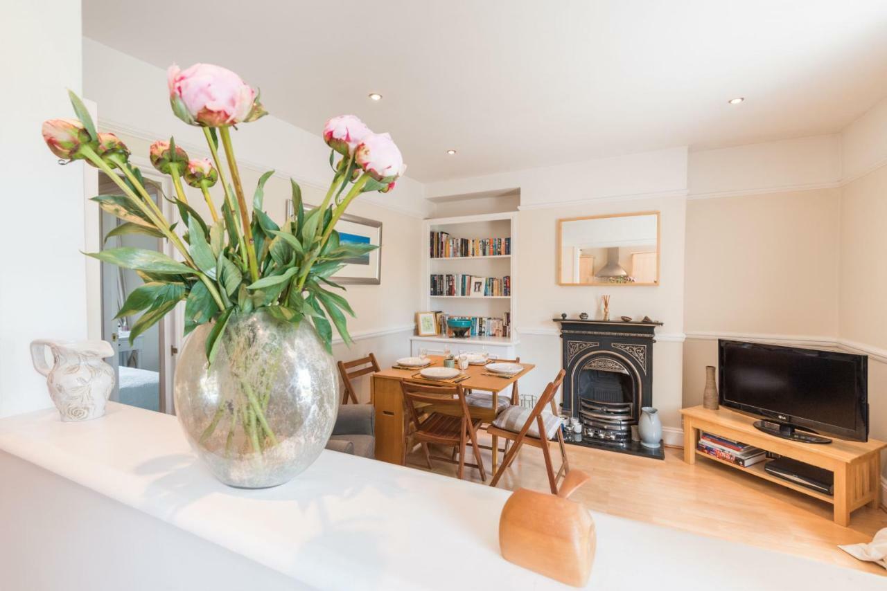 Appartamento Traditional Richmond By Twickenham By Underthedoormat *